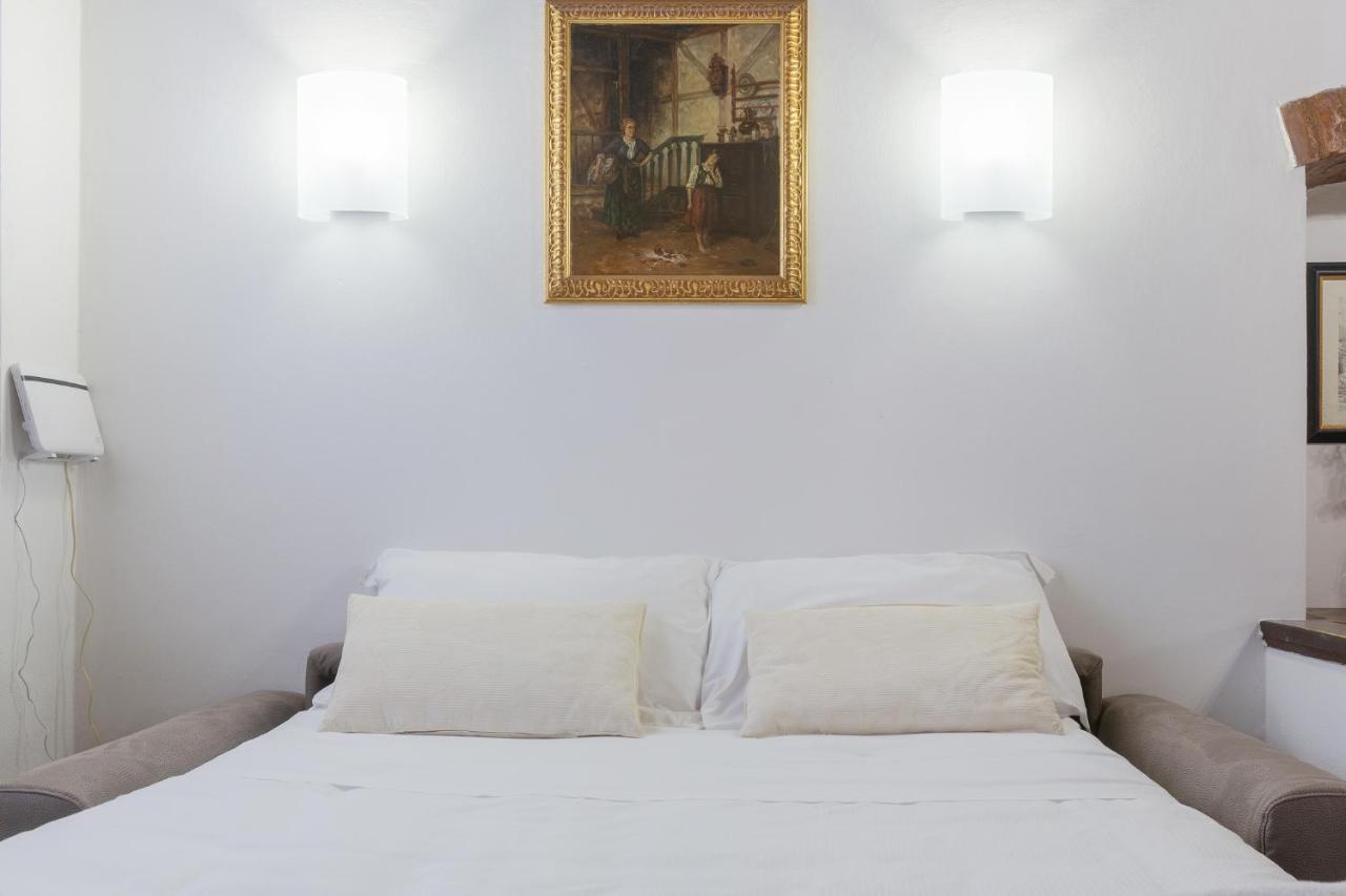 Center Ztl Lovely Apartment แฟร์รารา ภายนอก รูปภาพ