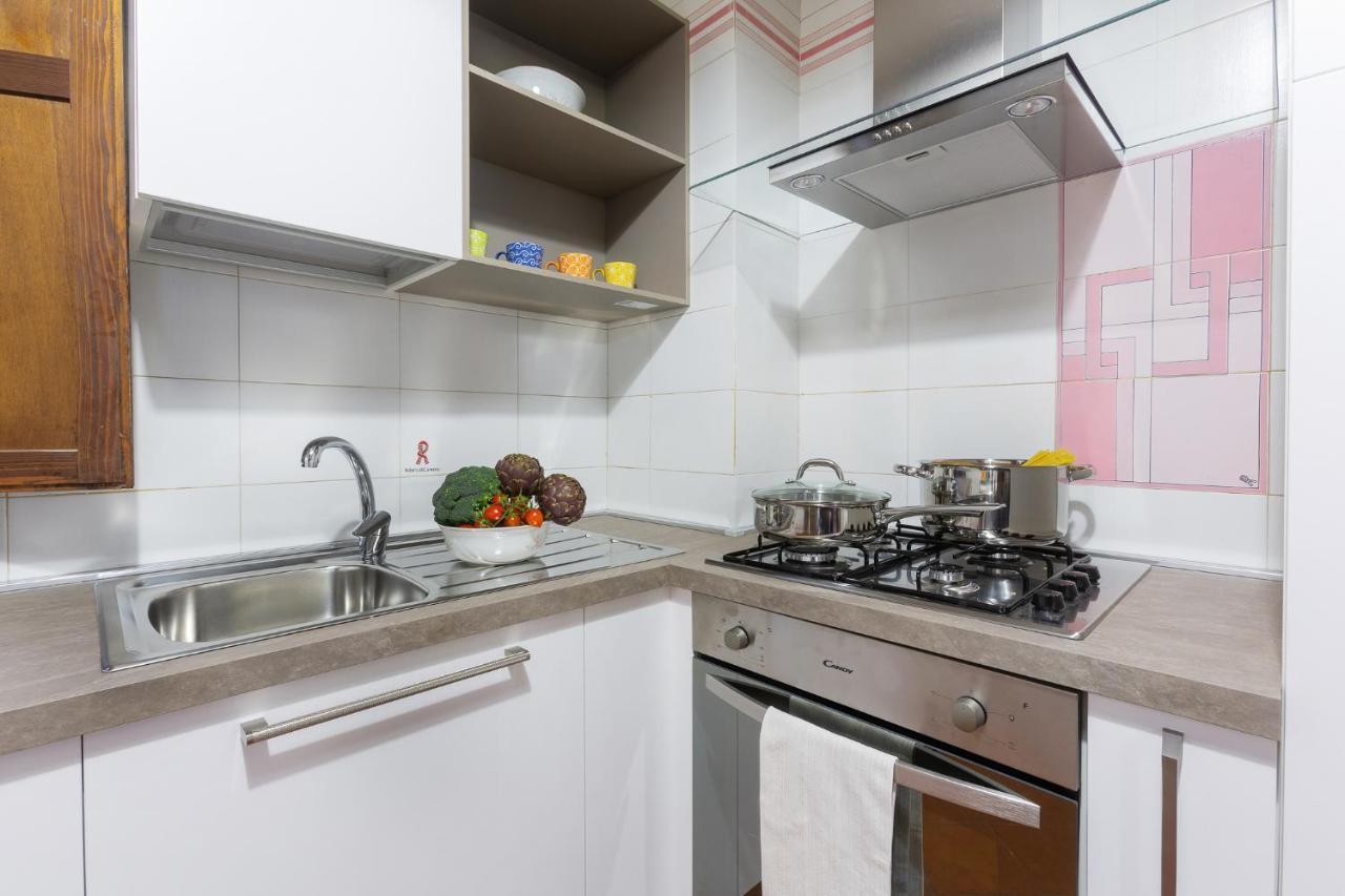 Center Ztl Lovely Apartment แฟร์รารา ภายนอก รูปภาพ