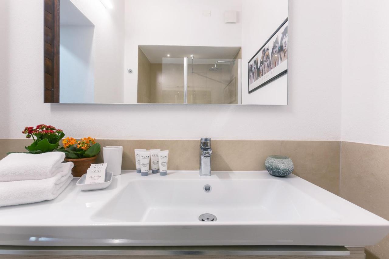 Center Ztl Lovely Apartment แฟร์รารา ภายนอก รูปภาพ
